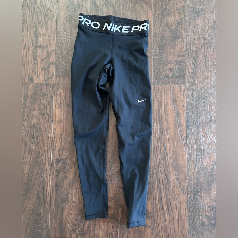 Black, Nike Pro leggings, XS.